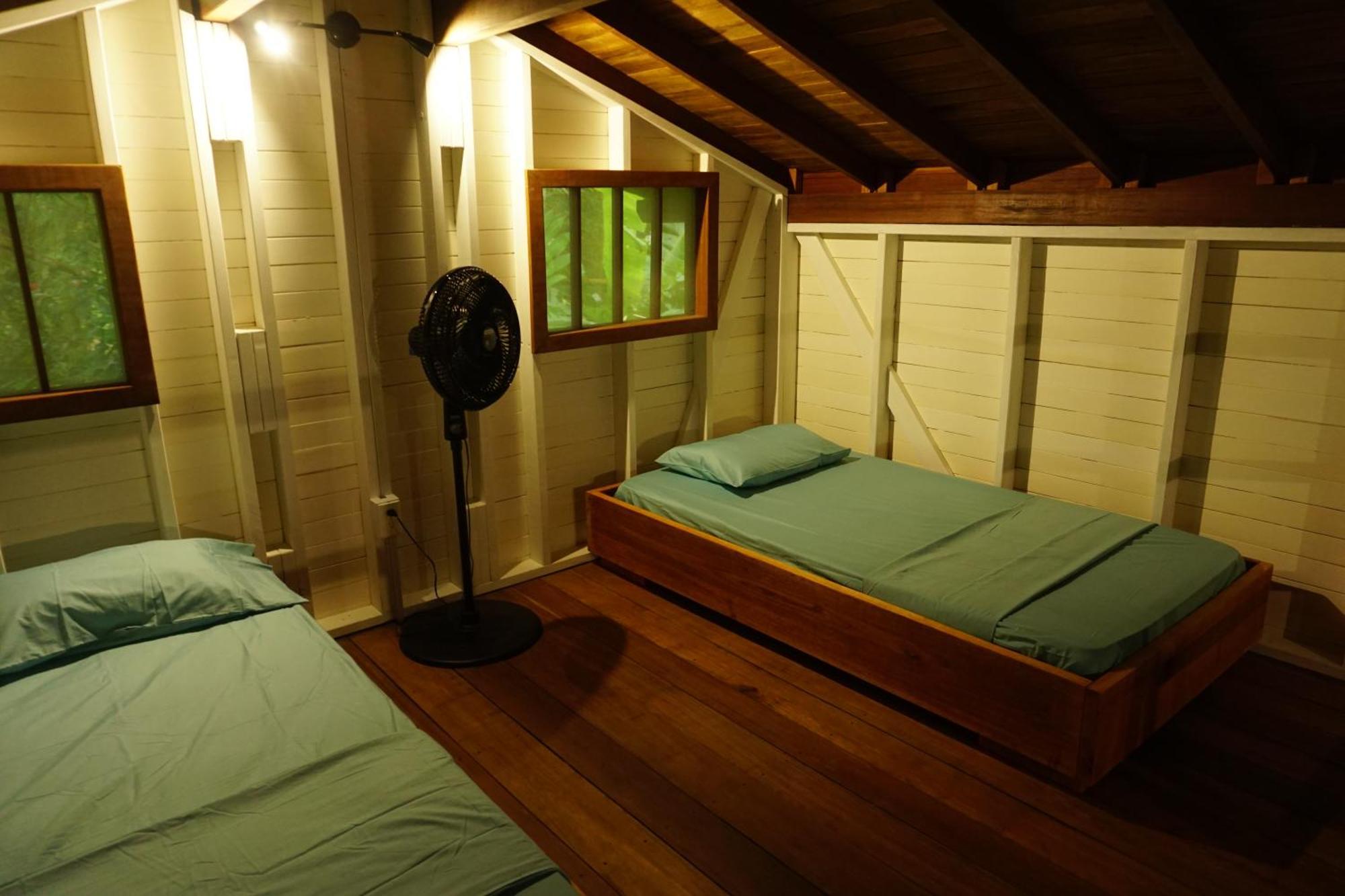 La Tarima Del Colibri Ecolodge El Valle  Стая снимка